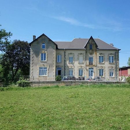 Jad Ranch Hotel Raucourt-et-Flaba Exterior foto